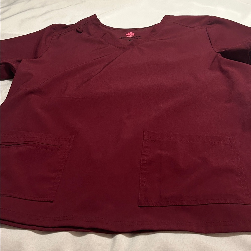 Natural Uniforms Women’s cool stretch v-neck top and cargo pant set NWOT - Picture 5 of 16